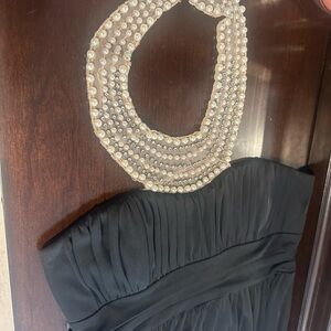 City Triangles Elegant Black Mini Dress with Pearl Details